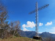 27 Alla croce di Bracca (937 m) con vista in Alben e Suchello